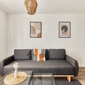 Elegantes 1 Neubau Apartment City Airport Mannheim