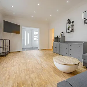 Ruhiges Haus Nahe Arena & Stadion Mit Parkmoeglichkeiten - Ac Hanse Hosting Apartment Hamburg